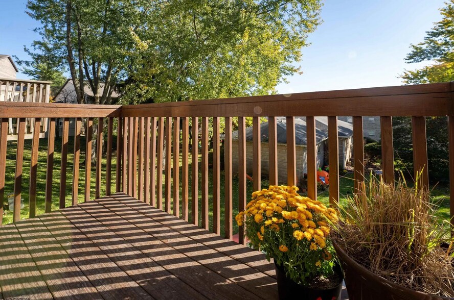 Building Photo - 1080 Willowdale Rd