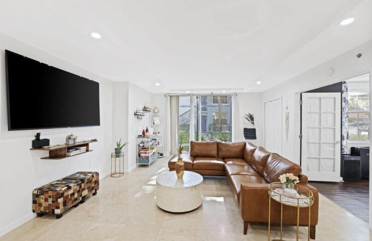 Building Photo - 3143 Clint Moore Rd