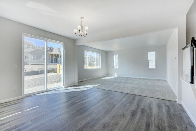 Building Photo - Meridian International 5 Bedroom 4 Bath Ho...