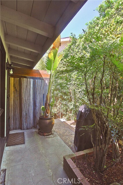 Building Photo - 545 1st St