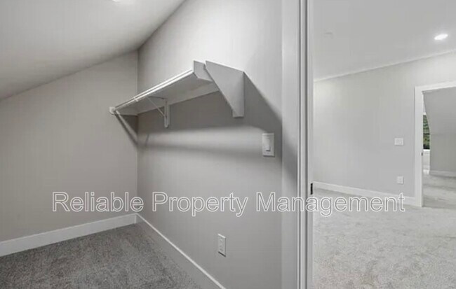 Building Photo - 4605 Malone Ct