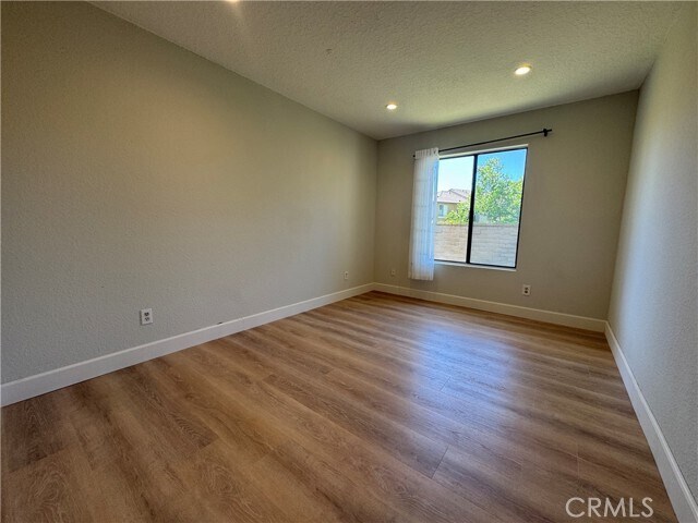 Building Photo - 25621 Mont Pointe