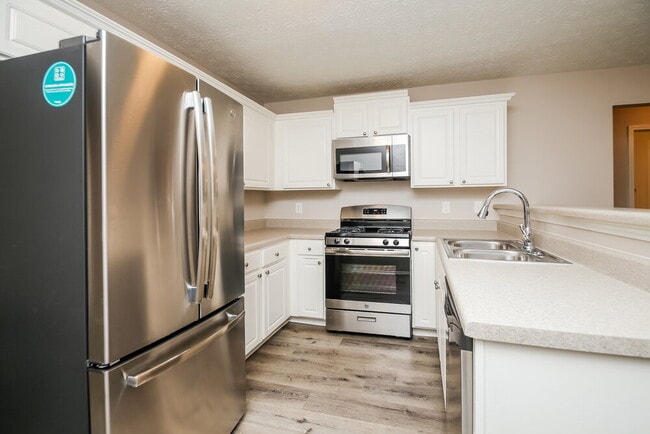 Building Photo - 309 Stones Throw Dr