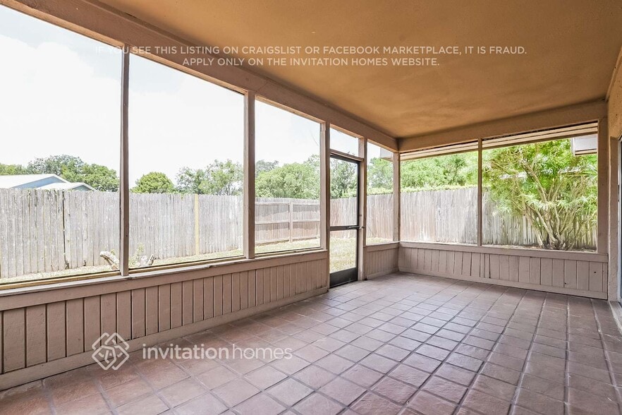 Building Photo - 1380 San Diego Ct