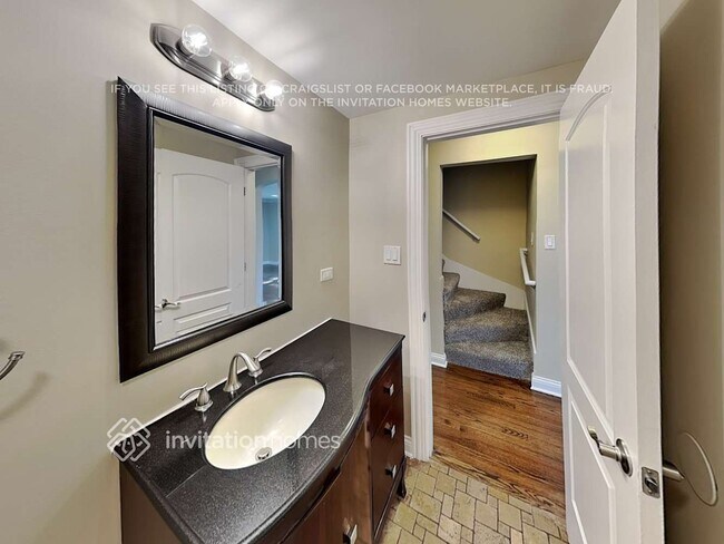 Building Photo - 9722 S 51st Ave