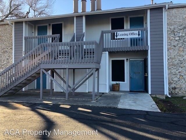 Primary Photo - 5704 Cougar Dr