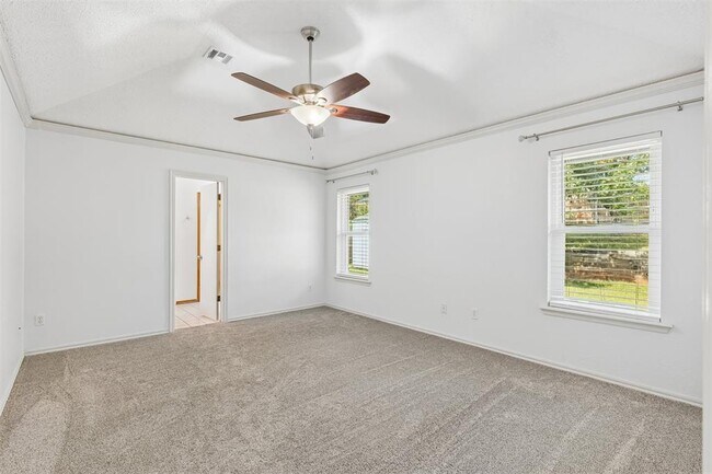 Building Photo - 8801 Scirocco Cir