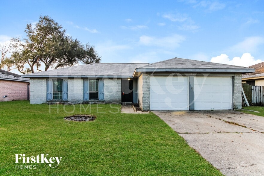 Building Photo - 9806 Charmont Rd