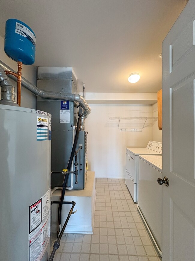 Building Photo - 2611 Cedar Glade Dr