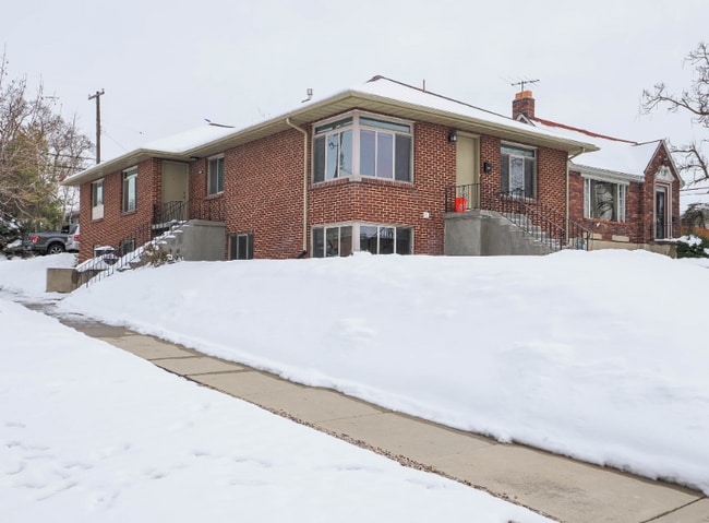 Building Photo - 2685 S Highland Dr