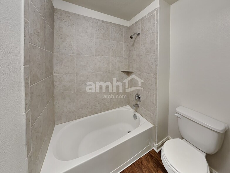 Building Photo - 4505 Shy Creek Ln