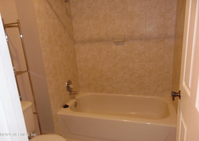 Building Photo - 218 Cranes Lake Dr