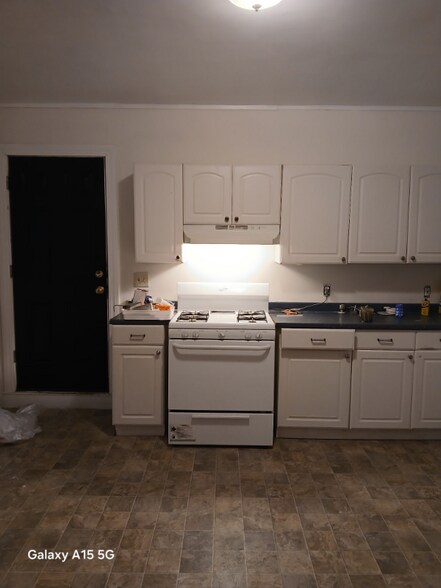 Building Photo - 183-187-187 Franklin St