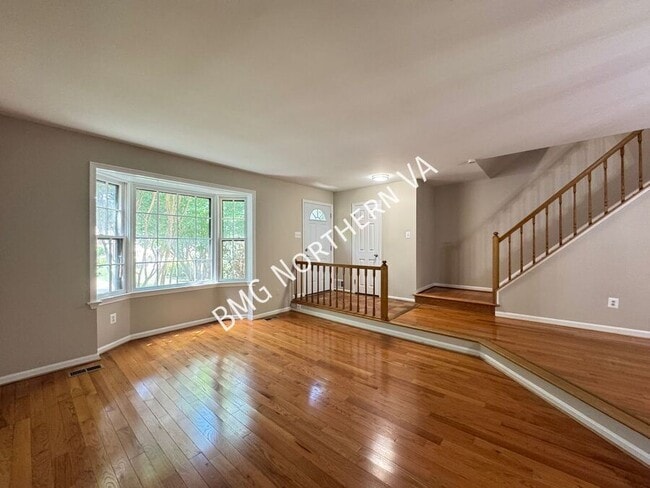 Building Photo - 9606 Scotch Haven Dr