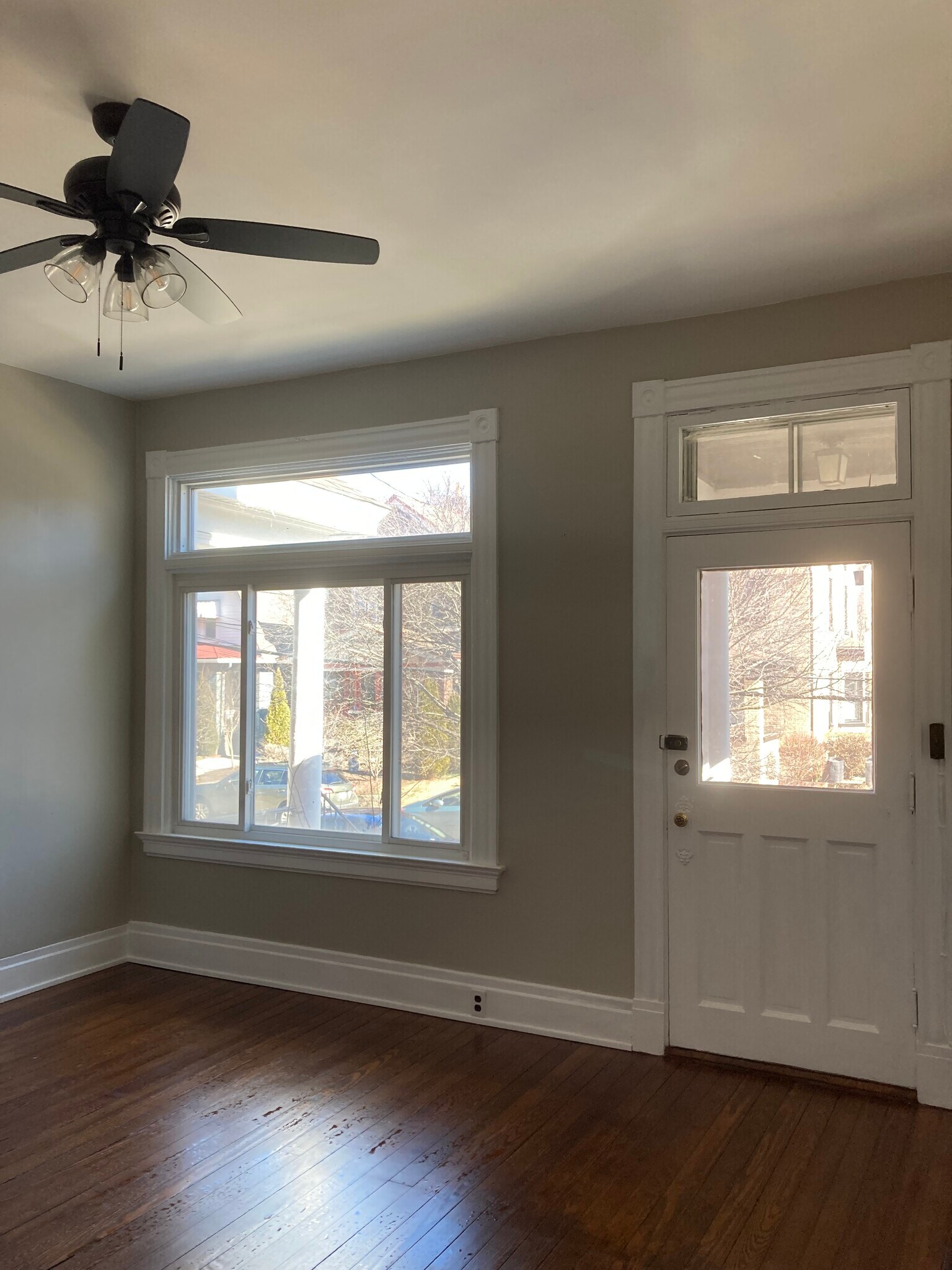 Building Photo - 2221 Oakland Ave, Apt A