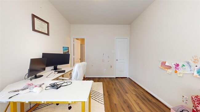 Building Photo - 3202 Cabin Wood Way