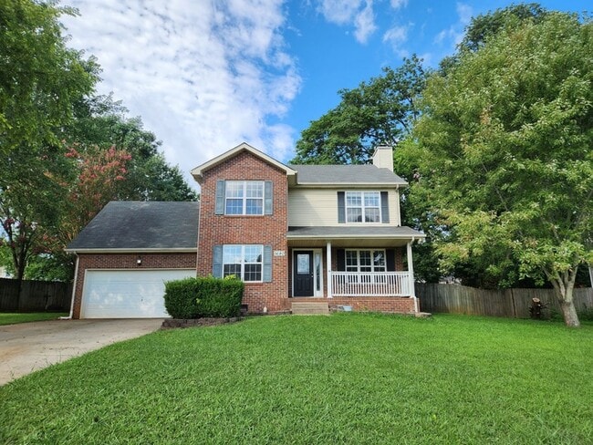 Primary Photo - 1680 Barrywood Cir E