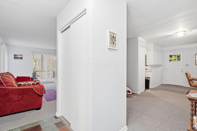 Building Photo - 4883 Stonehaven Dr