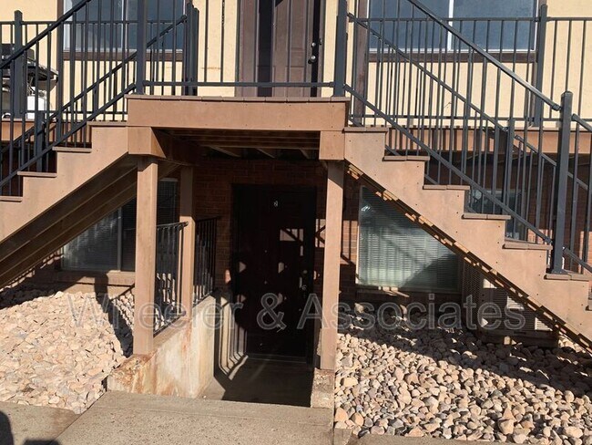 Building Photo - 1722 E 5825 S