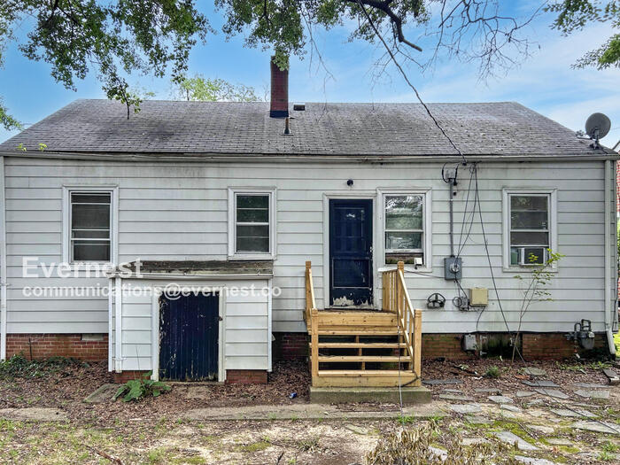 Building Photo - 4800 Cutshaw Ave