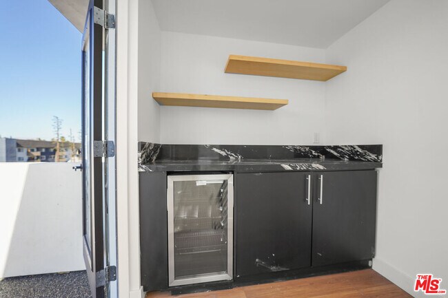 Building Photo - 13692 Erwin St