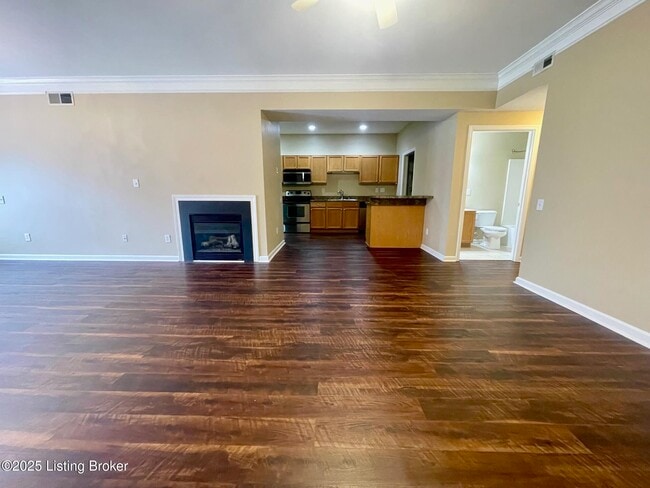 Building Photo - 10308 Dorsey Village Dr