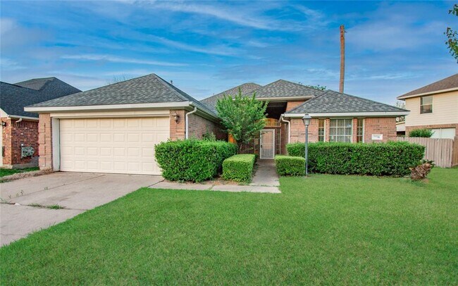Building Photo - 7731 Las Flores Dr
