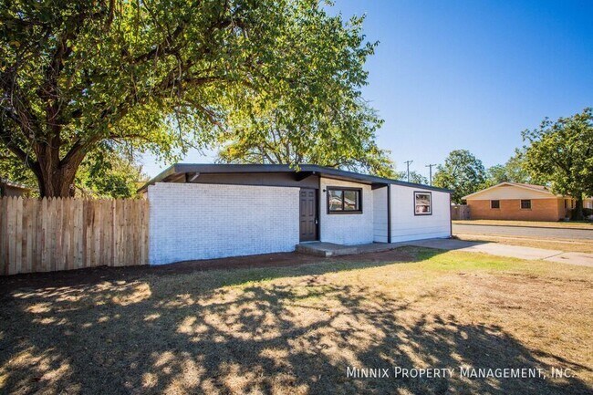 Building Photo - 2725 63rd St