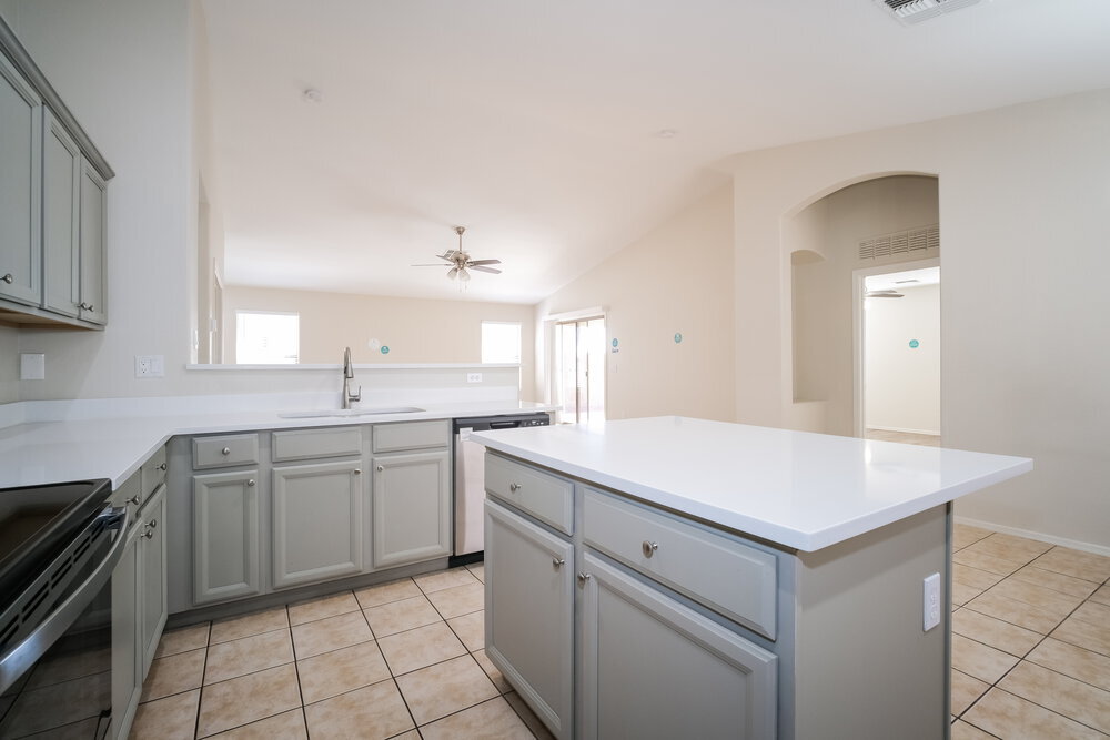 Building Photo - 806 S 122nd Ln