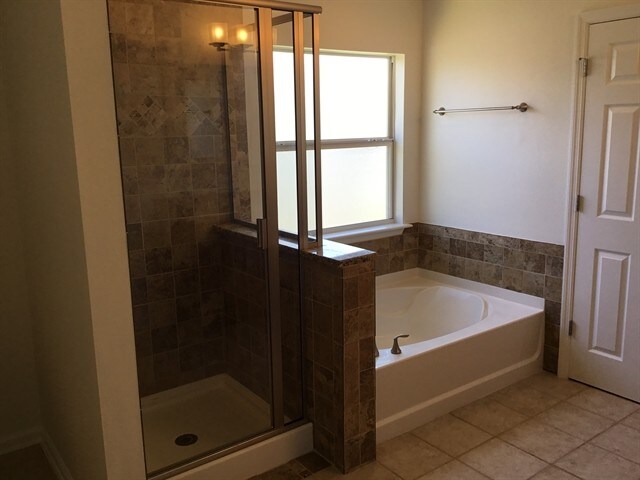 Building Photo - 385 Bostwick Cir