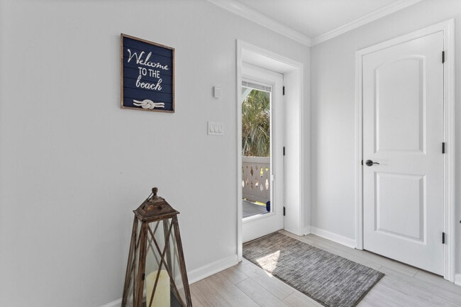 Building Photo - 139 Brady Dr