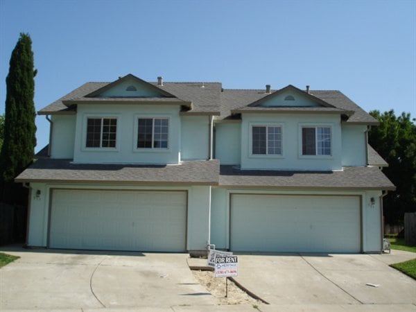 Primary Photo - 513 Scirocco Dr