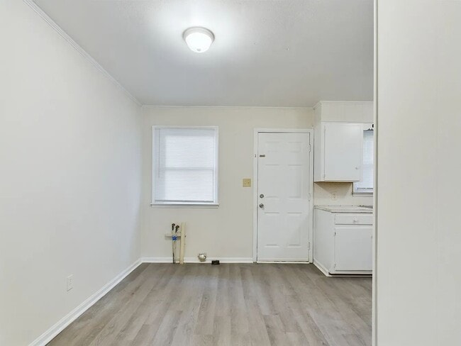 Building Photo - 622 Eastview Ct