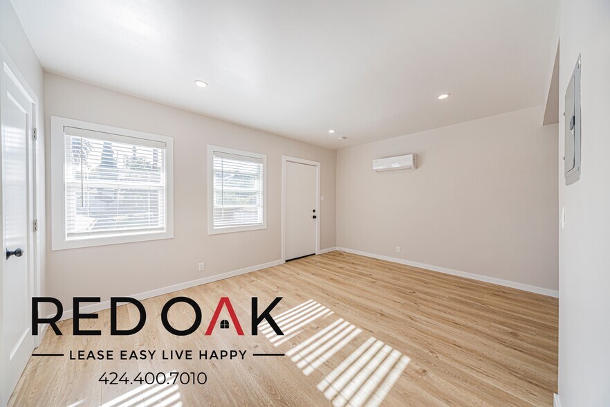 Building Photo - 1060 N Avenue 50