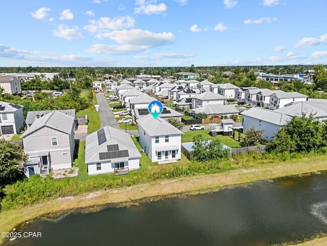 Building Photo - 326 Raven Ln