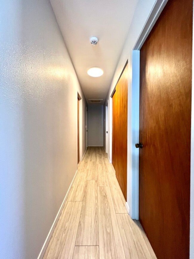 Building Photo - Beautifully Remodeled Single Family Home in Maili
