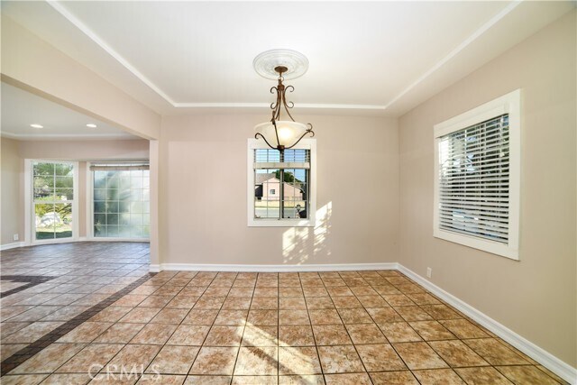 Building Photo - 623 N Nora Ave