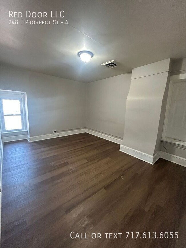 Building Photo - Beautifully renovated 1 bedroom in York City.