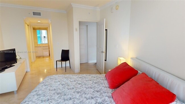 Building Photo - 3101 S Ocean Dr