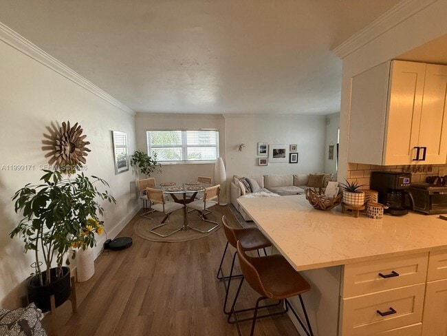 Building Photo - 801 Meridian Ave