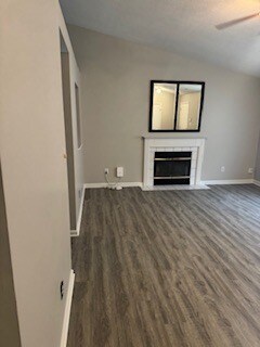 Building Photo - 10846 Tanbark Dr