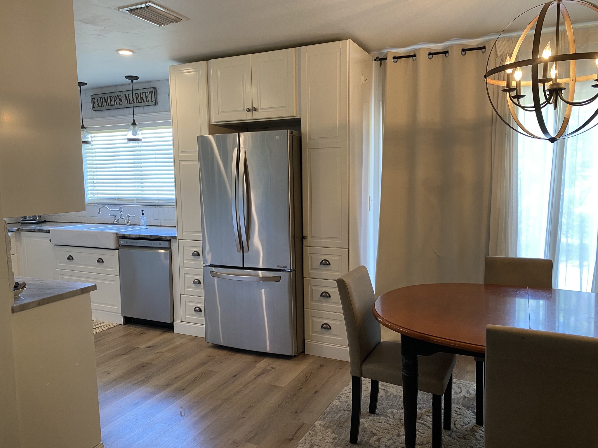 Building Photo - 1781 SE Linpark Ct