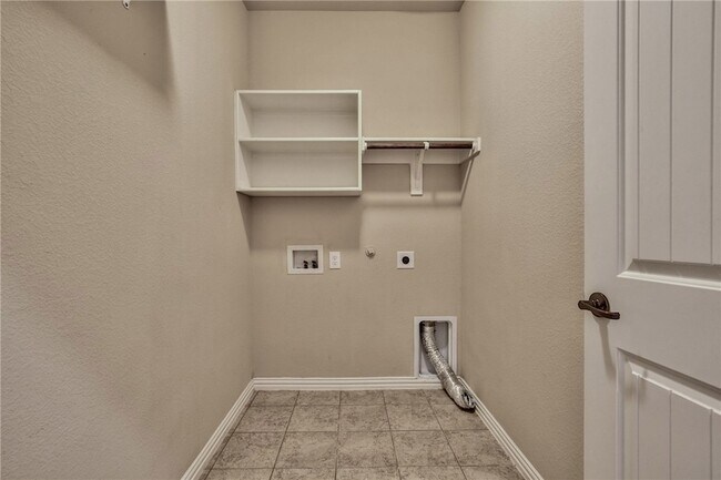Building Photo - 172 Baldwin Dr