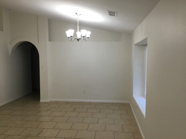 Building Photo - 3809 Calming Meadows Ct