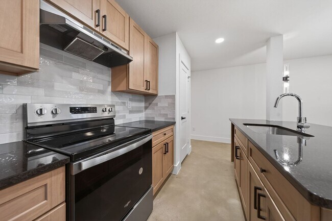 Building Photo - Brand-New Duplex Living in the Heart of Greenville – Modern Finishes & Private Driveways
