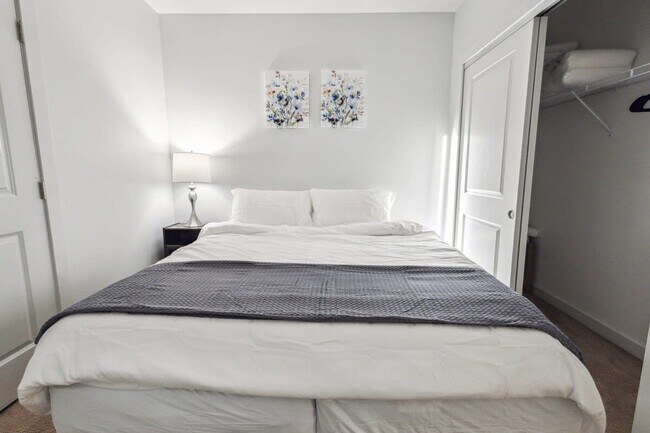 Building Photo - 111 State St