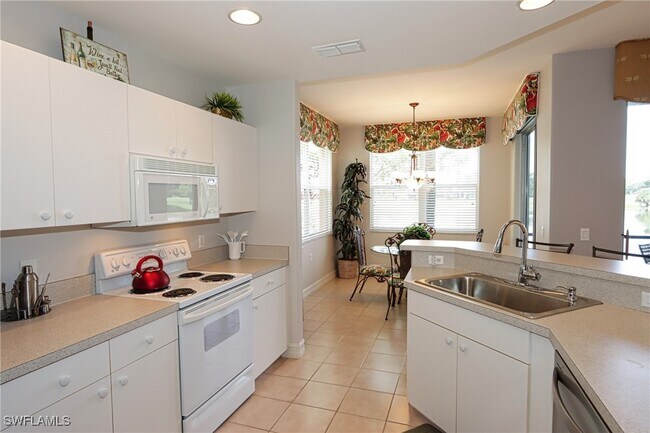 Building Photo - 21740 Southern Hills Dr