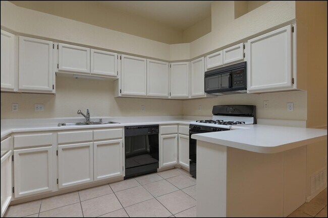 Building Photo - 7580 Le Conte Dr