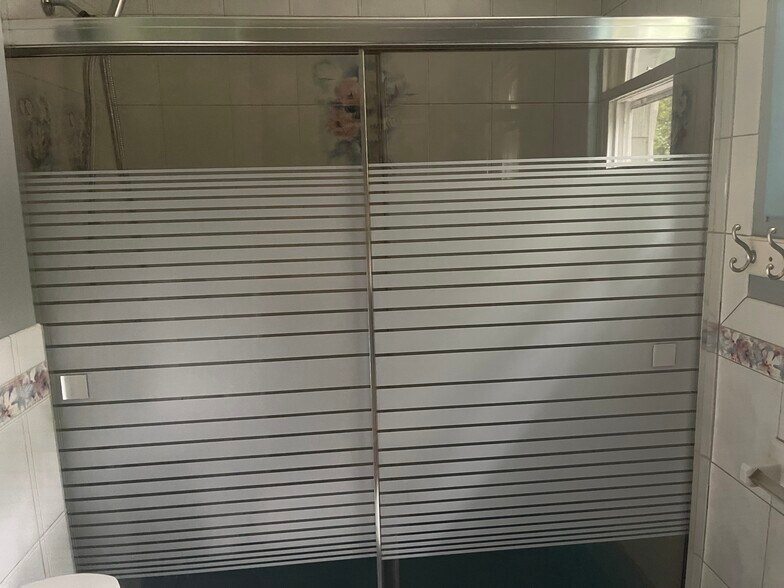 Building Photo - 40 Park Hill Rd