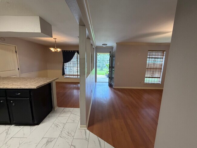 Building Photo - 7106 Haverton Dr